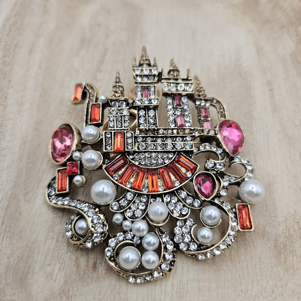 Elegant Gold and Pink Brooch Or Accessory Key Chain